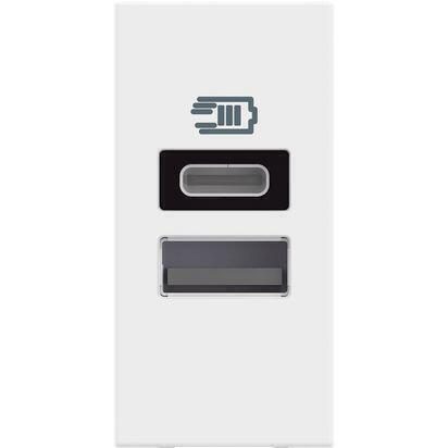Classia – שקע טעינה USB